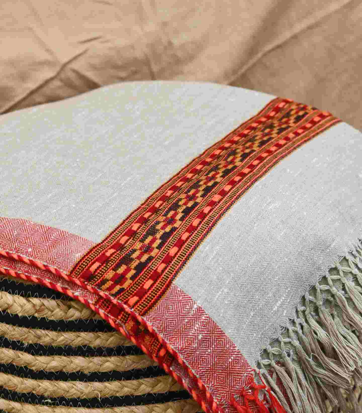 Himachali Pure Kullu Handloom Stole – Gray view 2