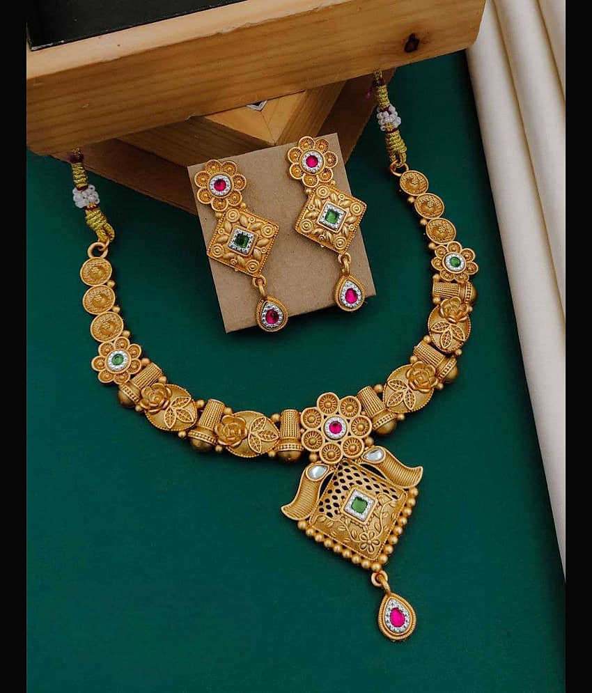 ROFARWORD Gold Brass Necklace Set ( Pack of 1 ) view 2