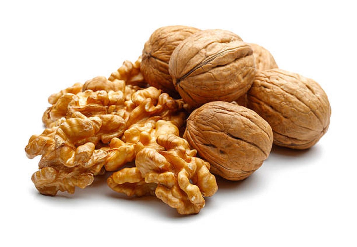 BLUE HIMALAYAS Inshell Walnut 1kg | Latest Crop Inshell Walnut | 100% Pure Premium Akhrot | Delicious & Crunchy Walnut | High in anti oxidants| Brain food | Walnuts view 2