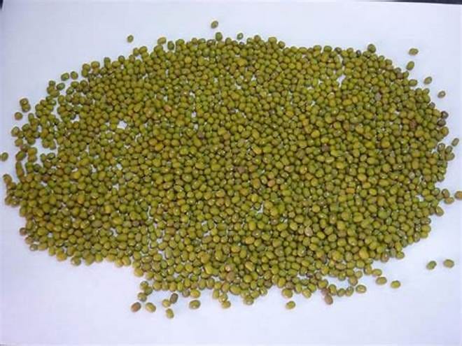 Premium Whole Mung Seeds view 2