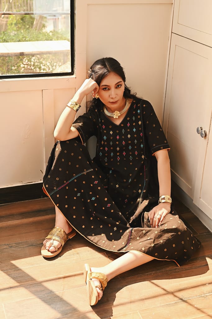 Kaanch V-Neck Bandhej And Embroidered Black Dress view 2