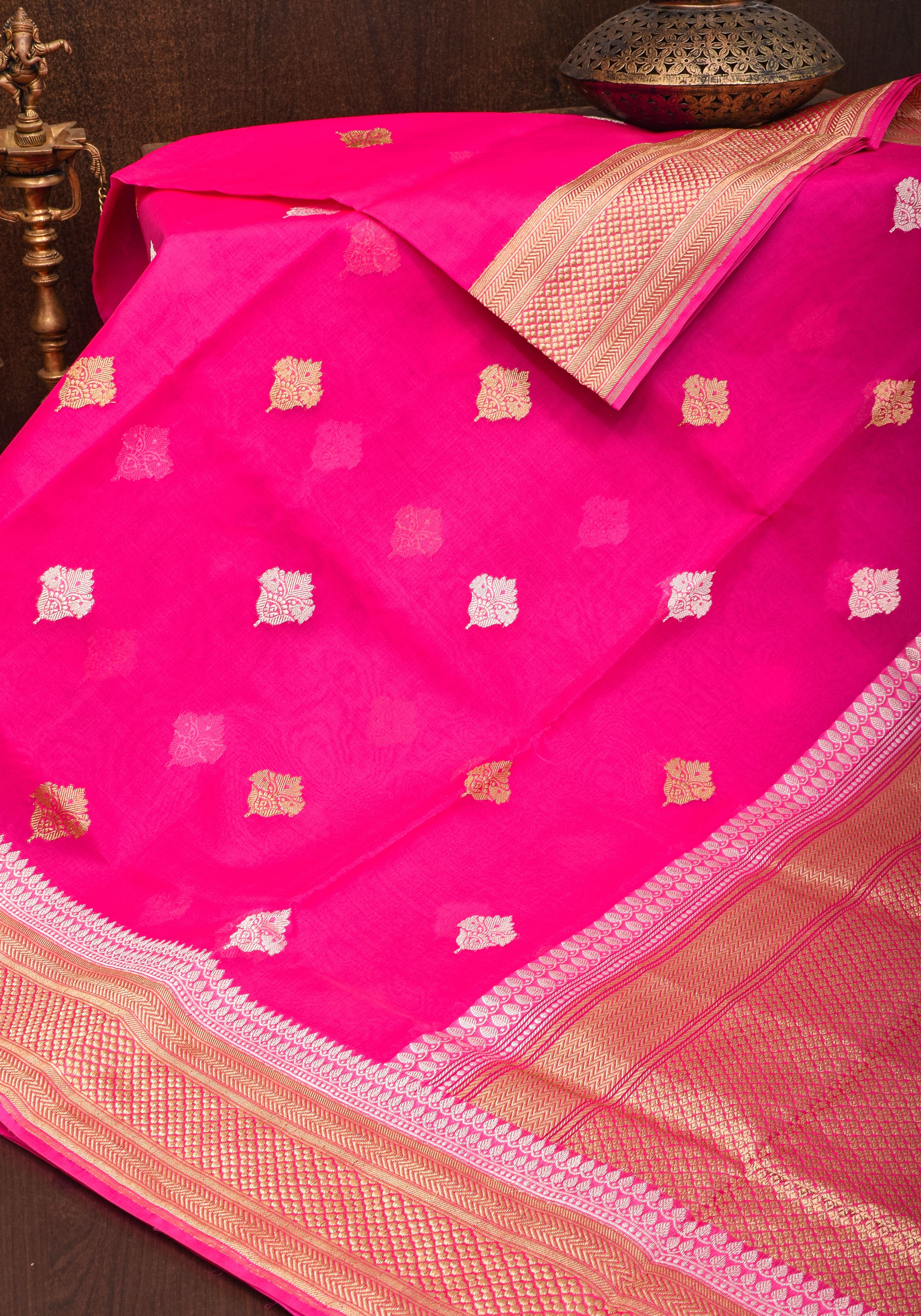 Pink Gorgeous Pure Banarasi Kora Silk Saree with Sona Rupa Floral Buttas | SILK MARK CERTIFIED view 2