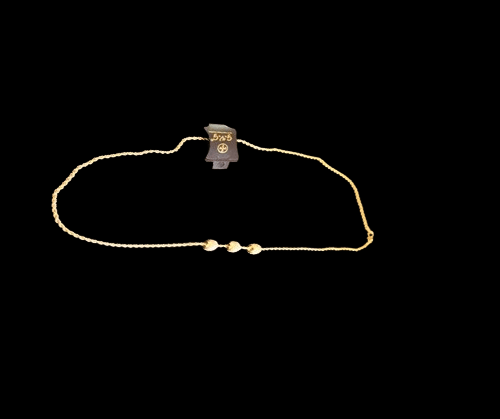 Elegant Gold Necklace with Exquisite Design view 2
