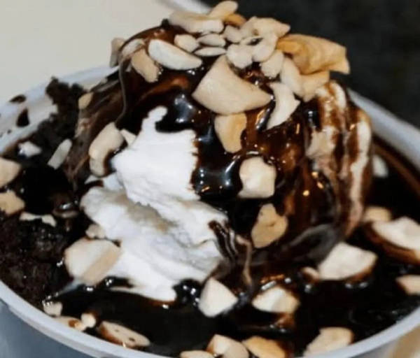 Brownie Sundae