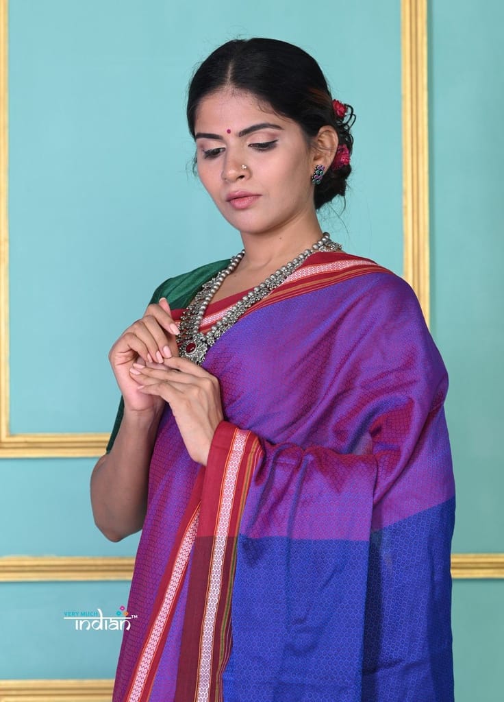 Authentic Cotton And Pure Resham Khun Saree With Contrast Pallu - Dual Tone Pink-Purple view 2