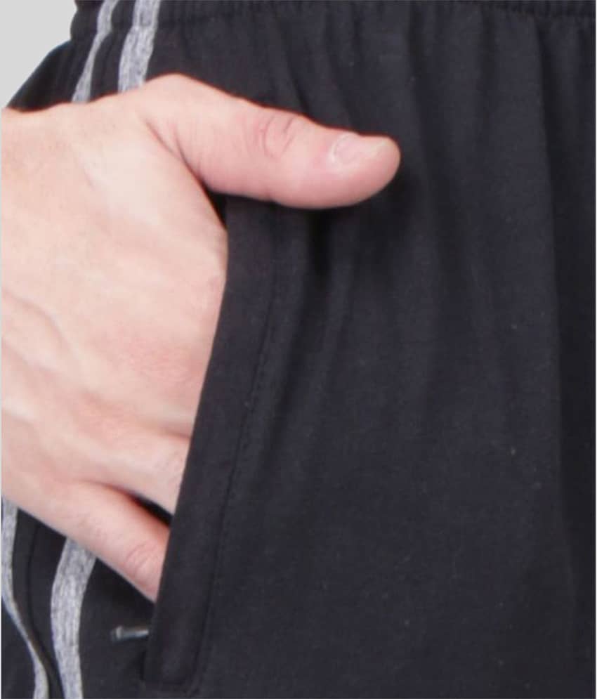 Neo Garments - Black Cotton Men's Trackpants ( Pack of 1 ) view 2