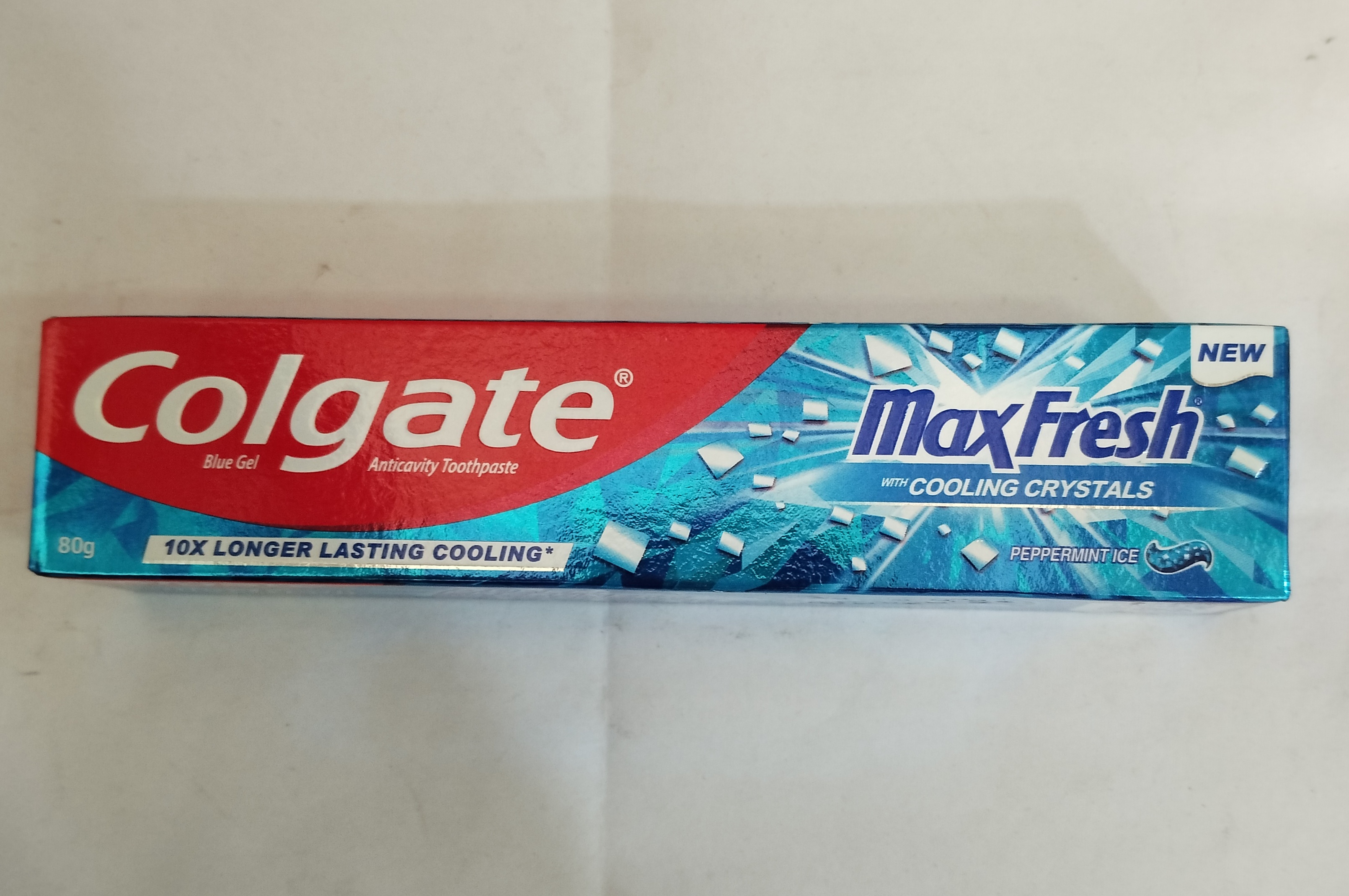Colgate max fresh with Cooling crystals Peppermint ice Anticavity toothpaste