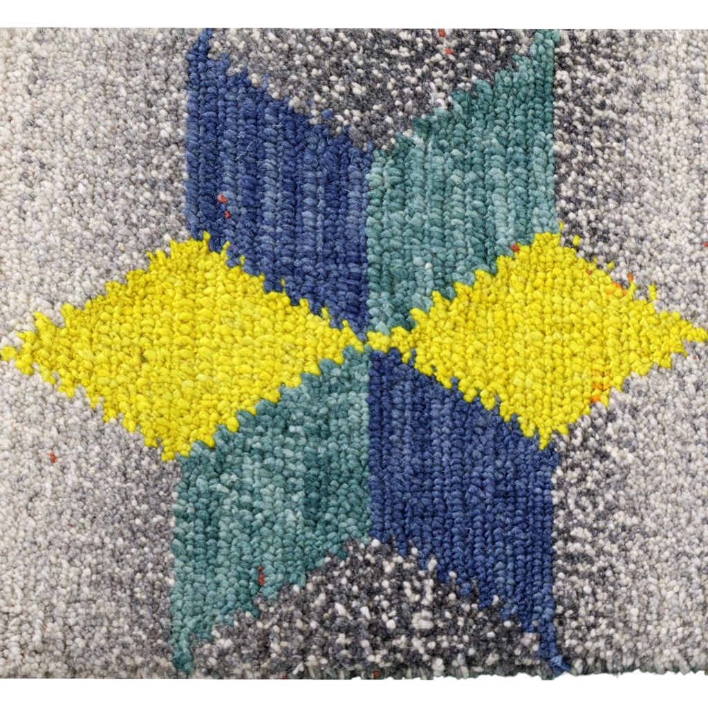 Eluru hand-knotted carpets view 2