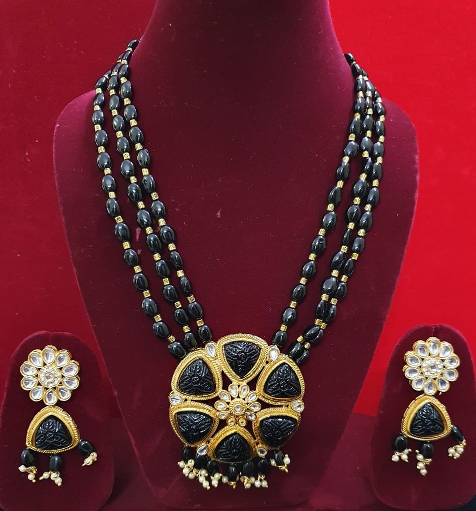 Kundan Beautiful Designer Jewellery view 2