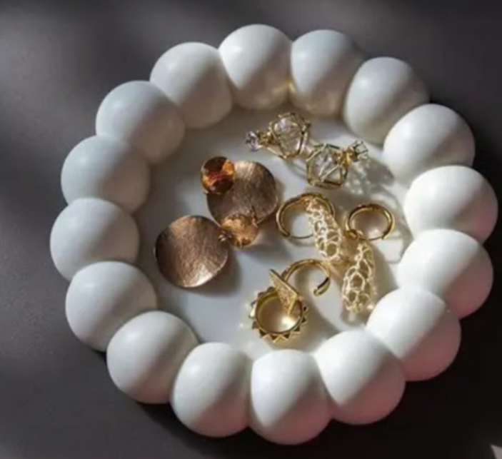 Combo 10 - Trinket tray + heart jewellery box view 2