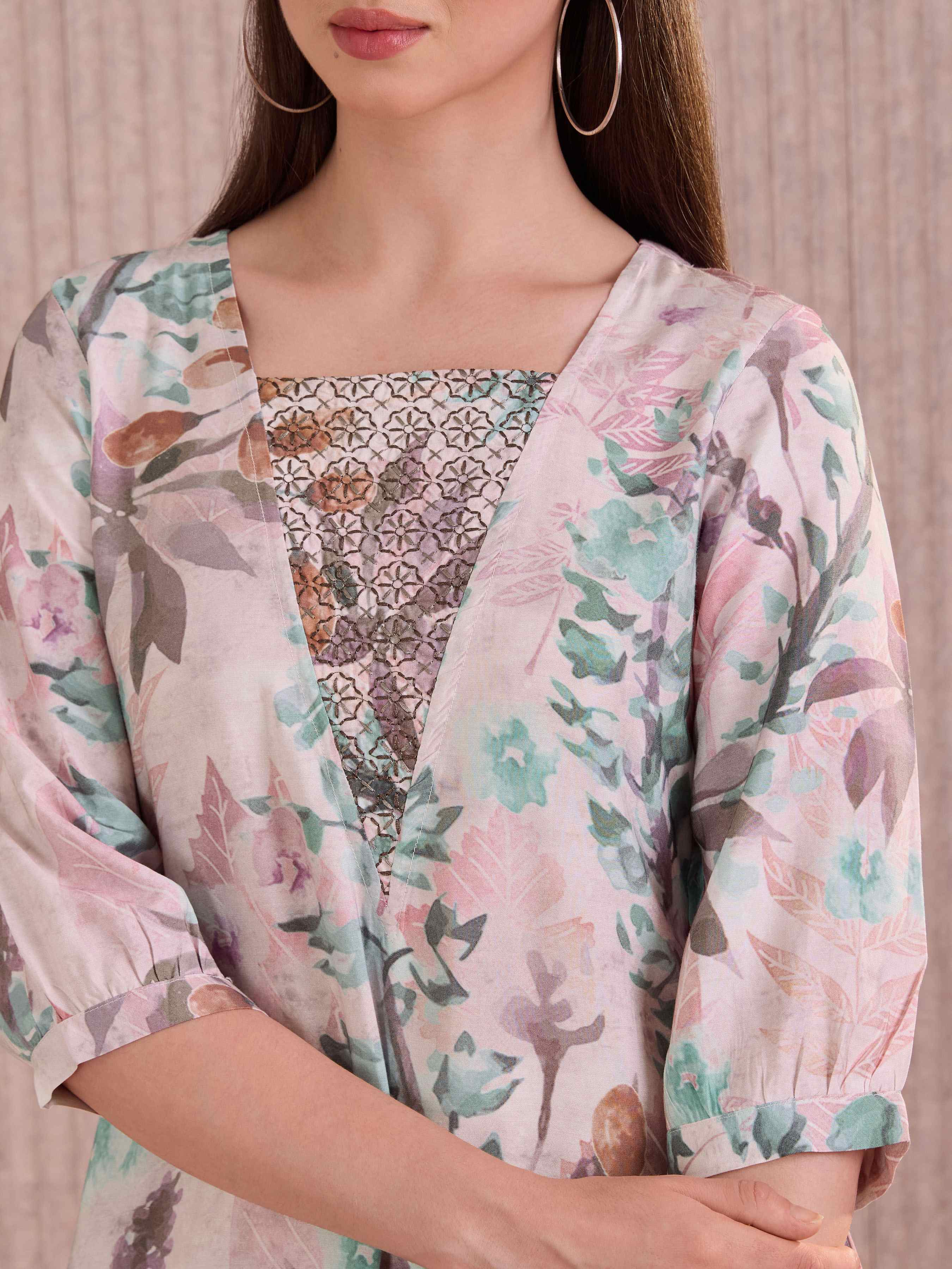 Pink Viscose Blend Floral Printed Kurti Set With Embroidery view 2