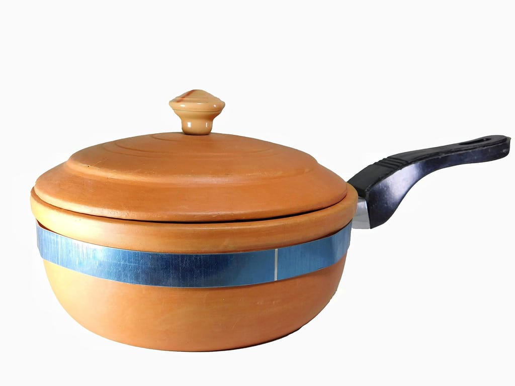 KSI Terracotta Clay Frypan with Lid and Clay Tawa with Wooden Palta Spatula Combo for Kitchen view 2