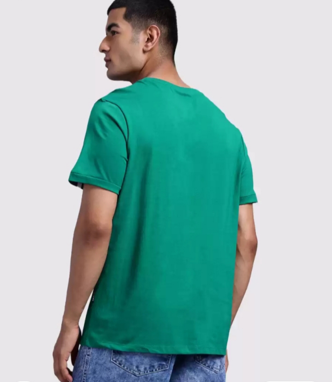 Roadster Men Green Pure Cotton Tshirt view 2