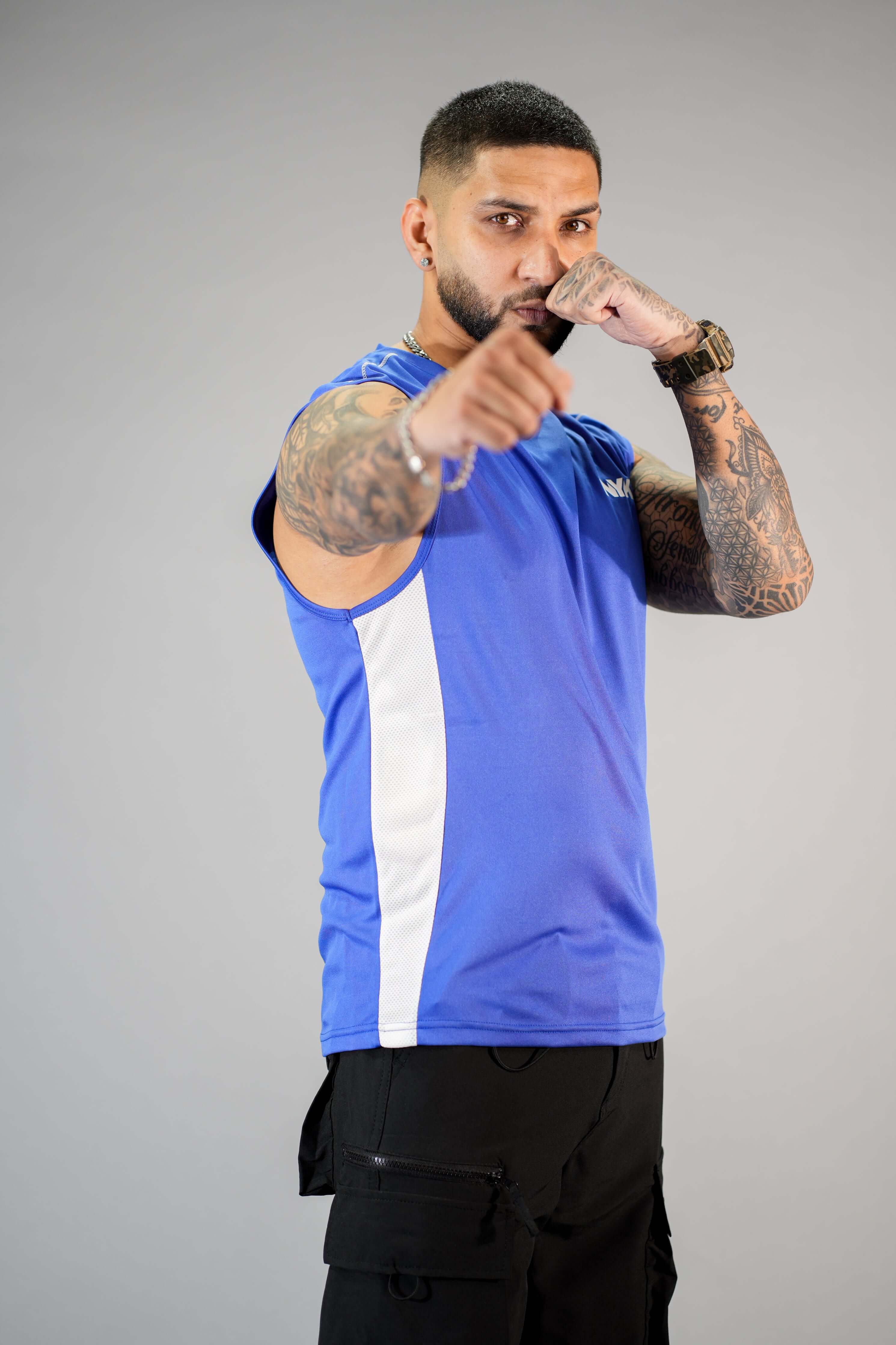 Blue Solid Slim Fit Training Vest view 2