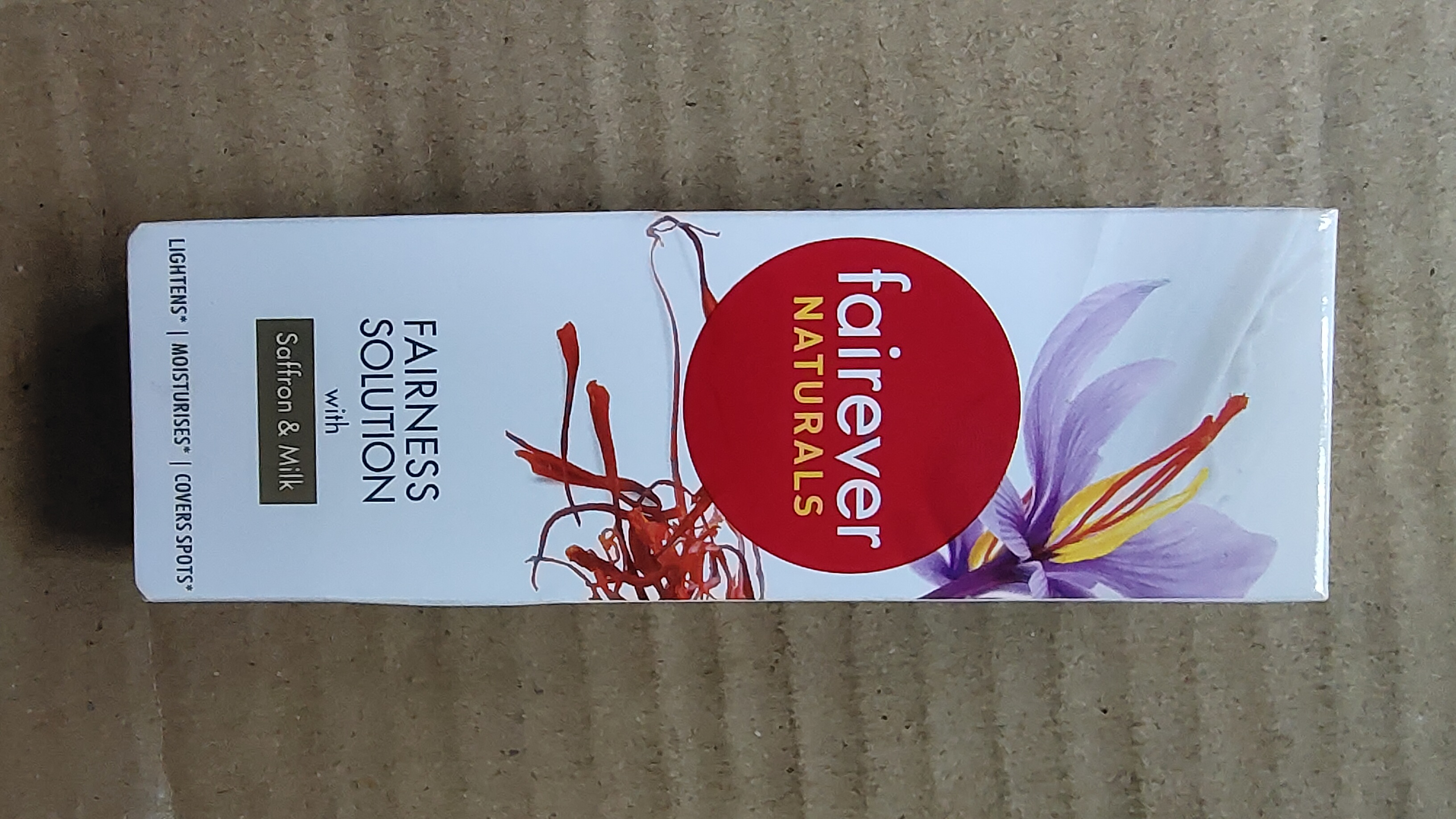 Fairever naturals fairness solution with saffron and milk