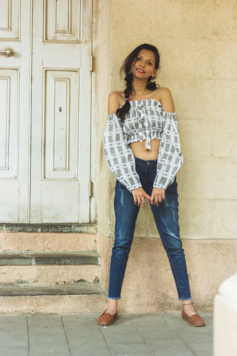 Cotton Crop Top In Screen Print Brick Rectangle