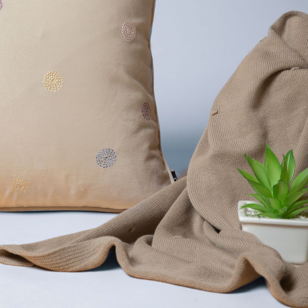 Chann Studio – Polka Velvet Cushion Covers view 2
