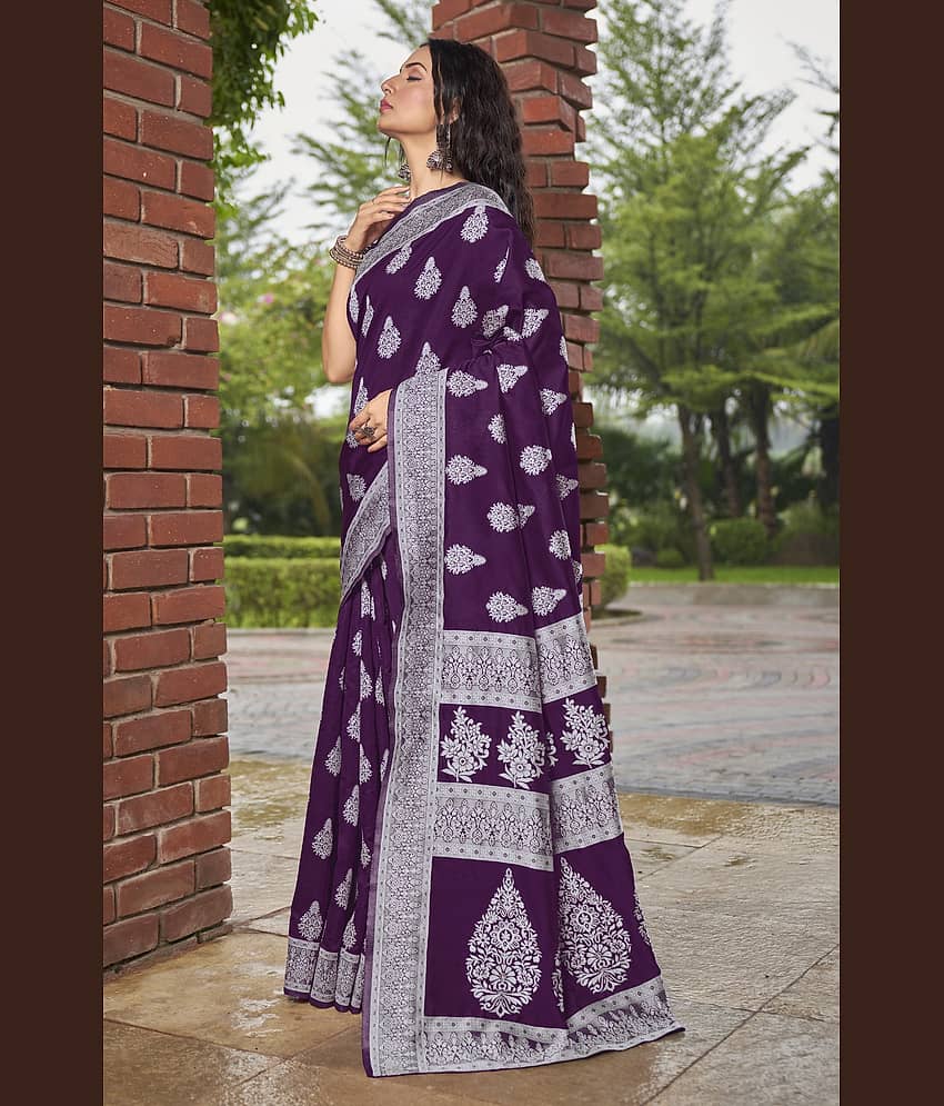 Sariya Jacquard Woven Saree With Unstitched Blouse Piece ( Rama ) view 2