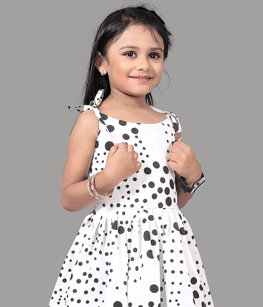 Aarya Creation Girls Crepe Suit Sets ( Pack of 1 , Black ) view 2