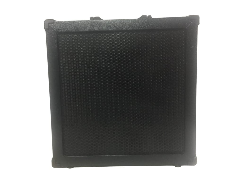 Cube C- 60. Black Amplifier view 2