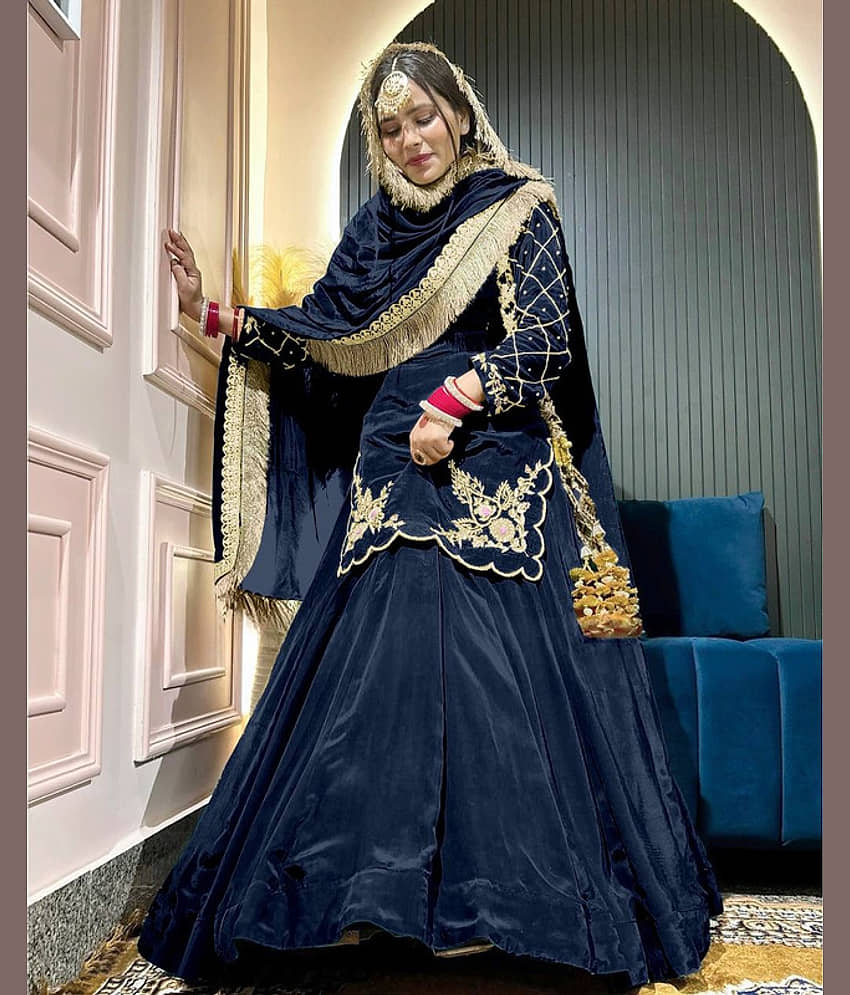 BHAGYASHRAY Women Silk Embroidered Straight Kurti With Sharara And Gharara ( Black ) view 2