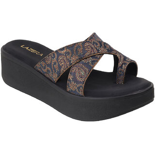 Lazera Black Wedge Heel Sandals for Women Brocade Toe Loop Platform Style view 2