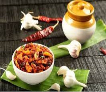 Desi Gujarati Ginger Garlic Mango Pickle 500g