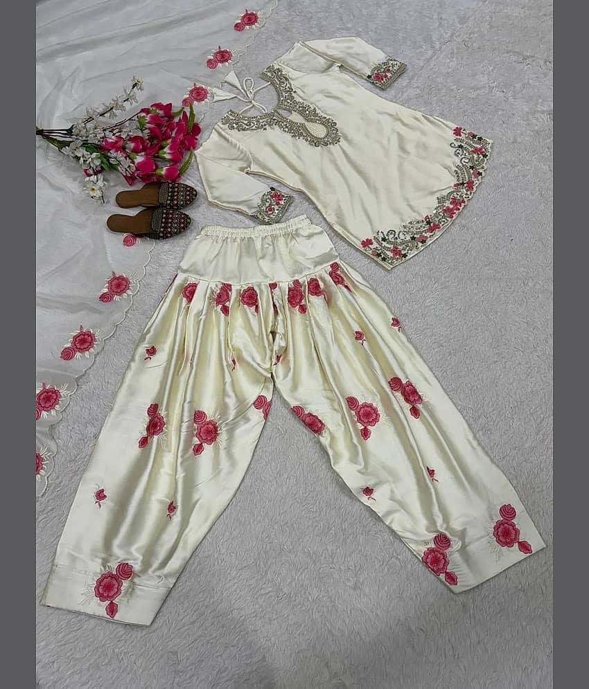 BHAGYASHRAY Women Silk Embellished Straight Kurti With Patiala Salwar ( White ) view 2