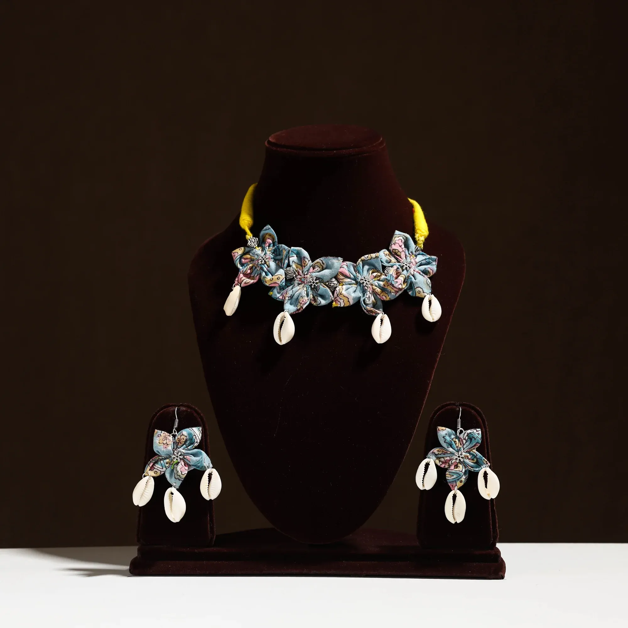Multicolor - Fabart Phool Kali Shell Choker Necklace Set 03