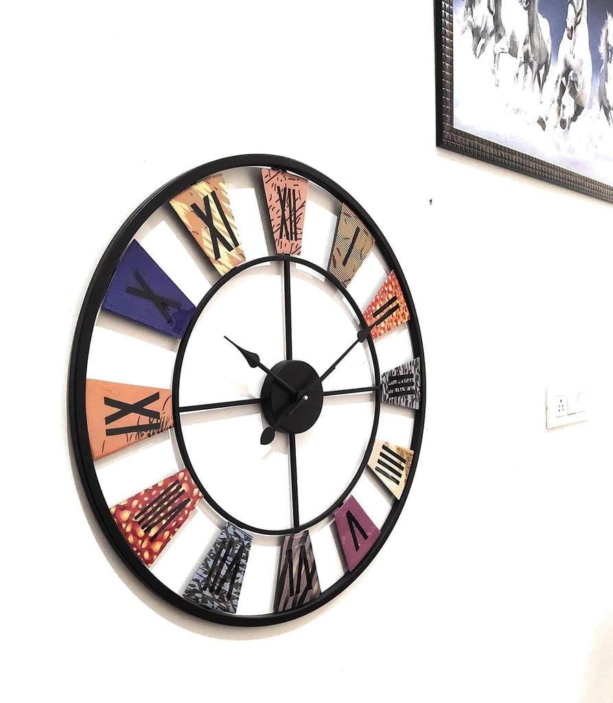 LIGHT ANGLE Metal Wall Decor and Hanging Clock view 2