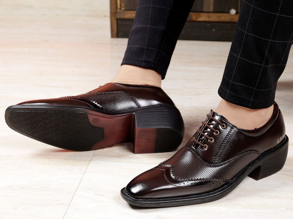 Men's Stylish Full Brogue Height Increasing Lace-up Shoes view 2