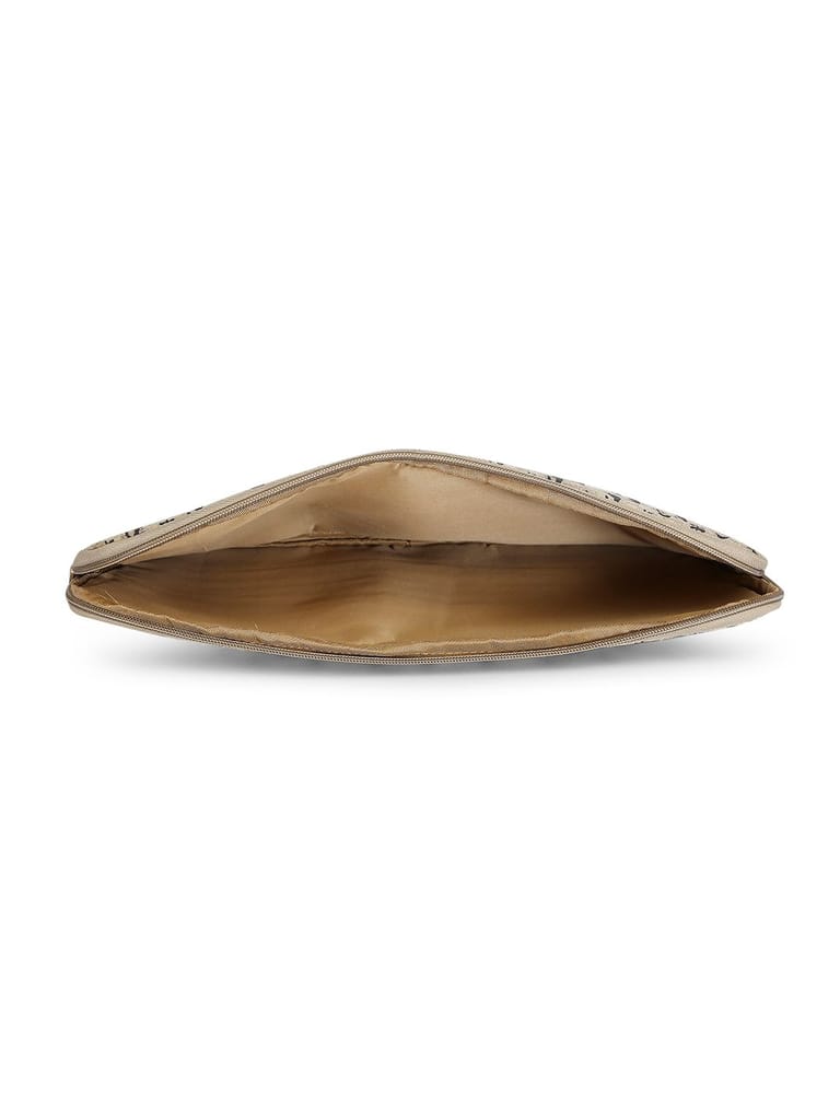 Tisser Artisans Tussar Paiseley Sleeve Bag Made with Gidcha Silk view 2