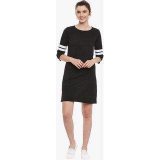Women'S Black Solid Round Neck 3/4 Sleeve Panelled Shift Dress view 2