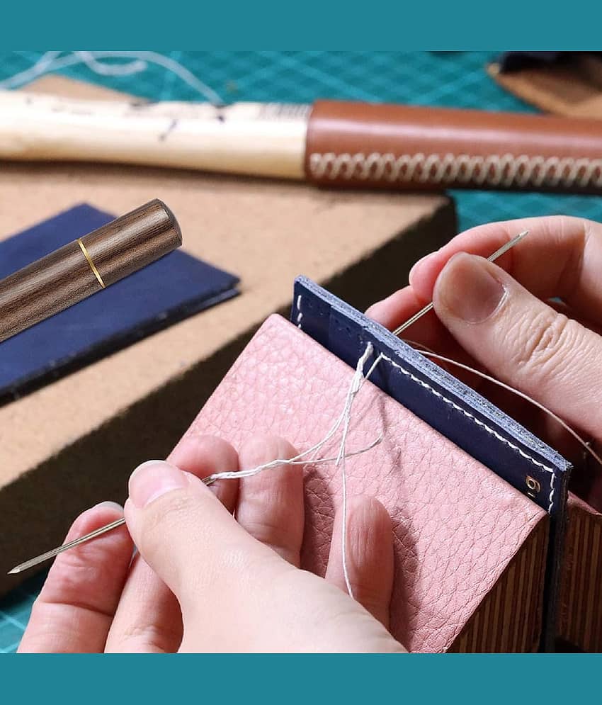 30pcs Quilting Needle Self-Threading Quilting Needle with Wooden Needle Case Long Quilting Needle of Various Sizes Easy Self-Threading Quilting Needle for Quilting, Embroidery, Hand Sewing view 2