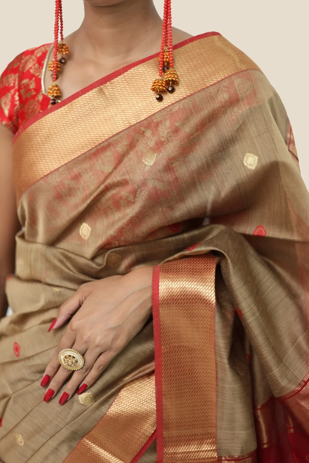 Vibrant Tussar Drop motif handloom Saree with Tassels view 2