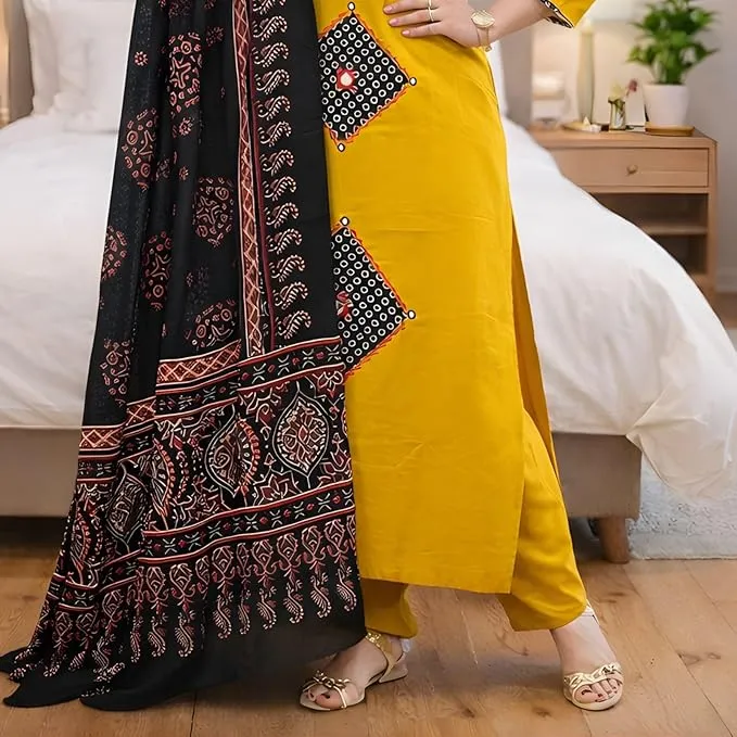 Trendy cotton Women's Kurta Set with Dupatta & Bottom view 2