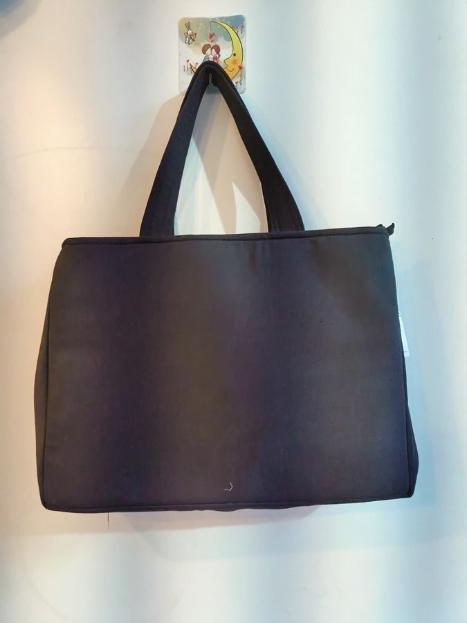 Ladies Handbag view 2
