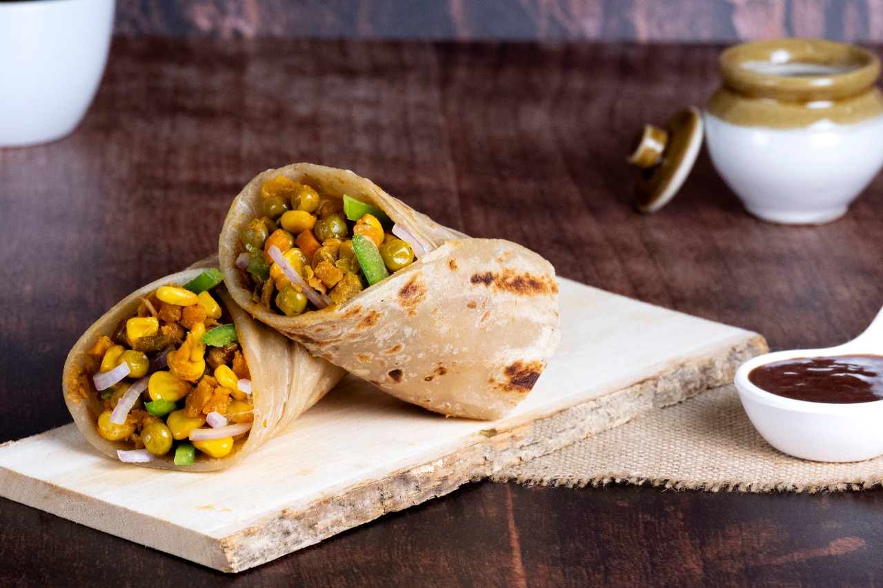 Mixed vegetable kaati roll