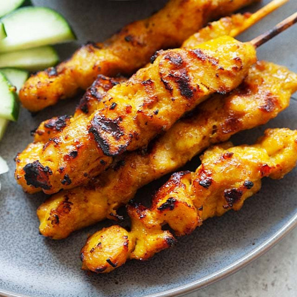 Chicken satay [6 pcs]