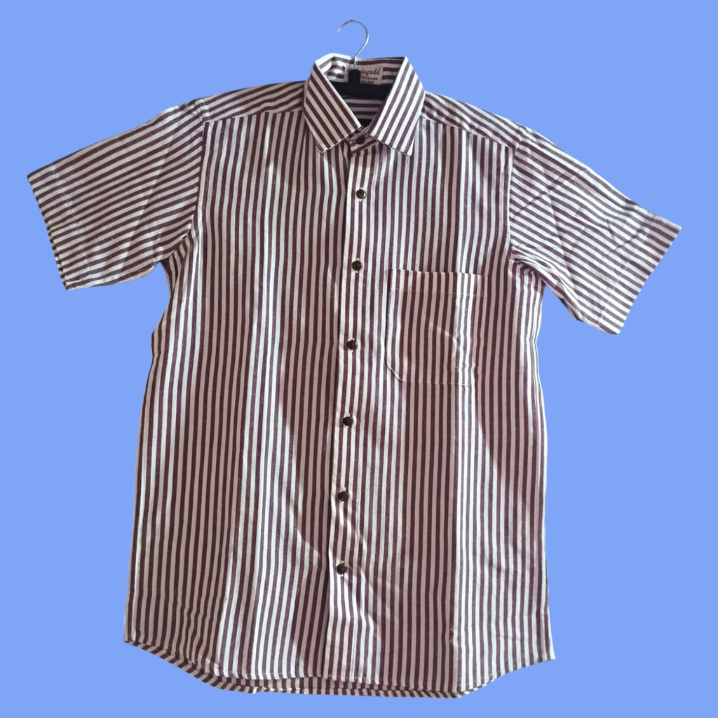 Men Slim Fit Solid Button Down Collar Casual cotton Shirt