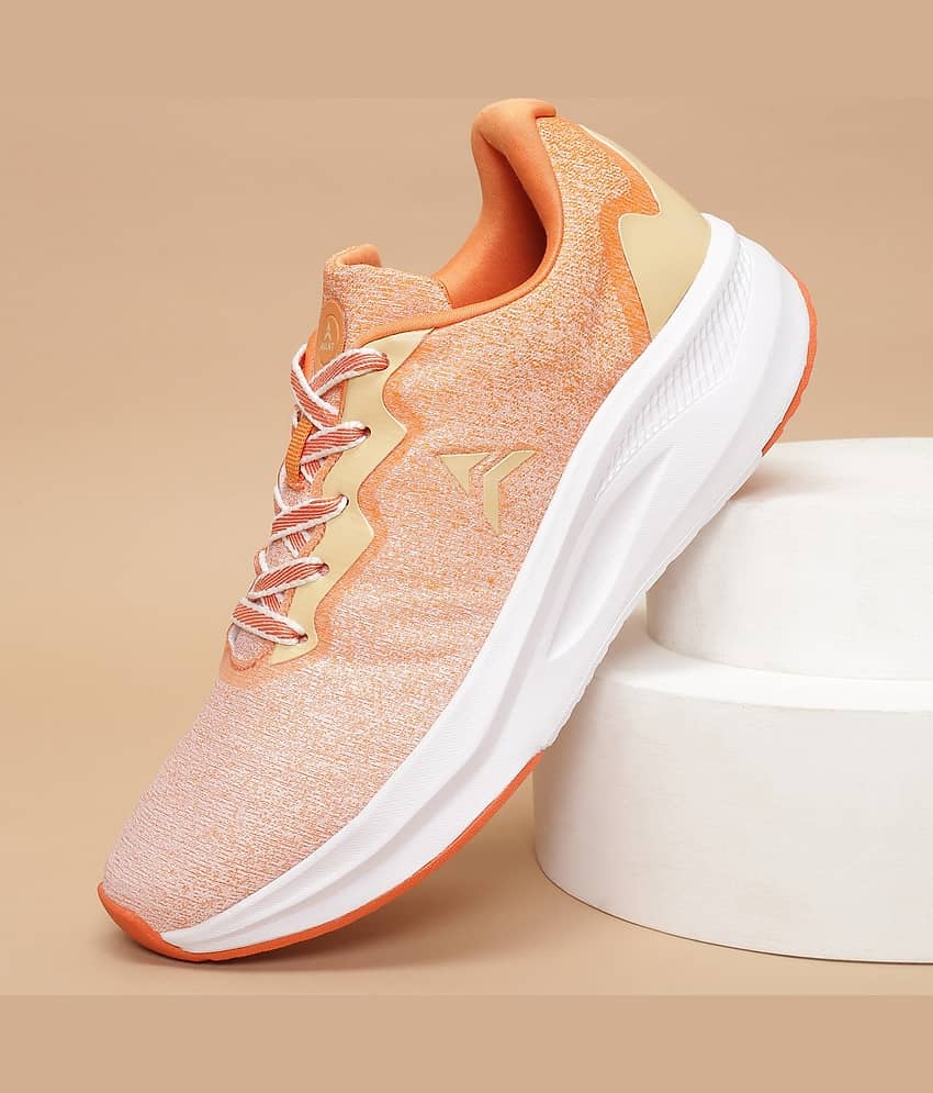 Avant - Orange Women's Running Shoes view 2