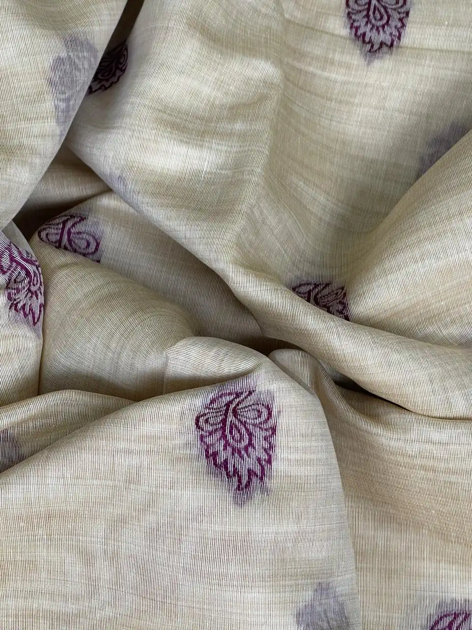 Odisha Handloom Cotton Saree Mauve Lily Paisley Buti view 2
