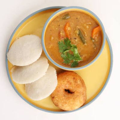 Dip Idli Sambar