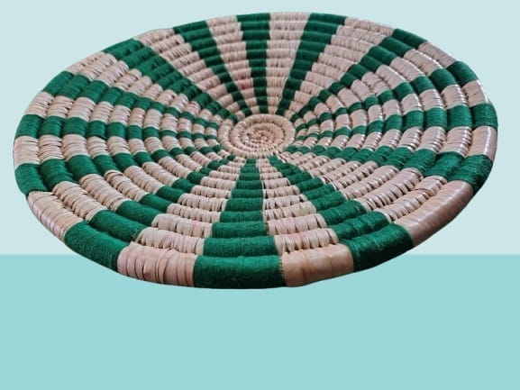 Handwoven Green & Beige Round Decorative Coaster (Pack of 4) view 2