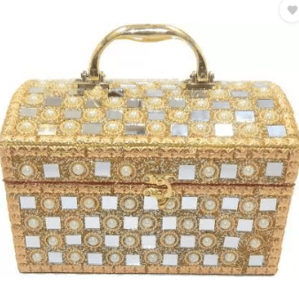 Singaardani Cosmetic Vanity Box for Pride Gift and Women Wedding, Bag for Women Makeup Kit with Latest Antique Design One large compartment and one round rod for bangles allows you to fit in a variety of stuff inside. Vanity Box (Golden)