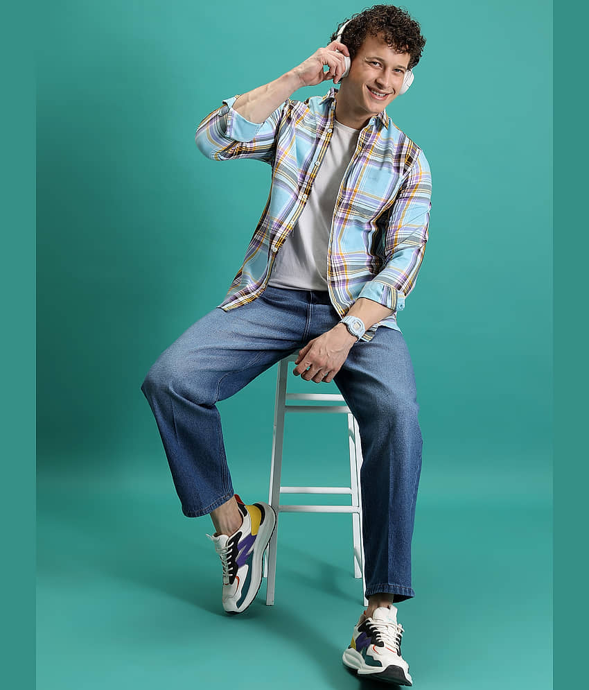 Highlander Relaxed Solid Men's Jeans - Blue ( Pack of 1 ) view 2