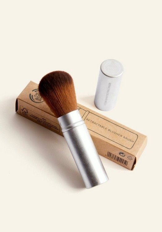 Retractable Blusher Brush-1PC view 2