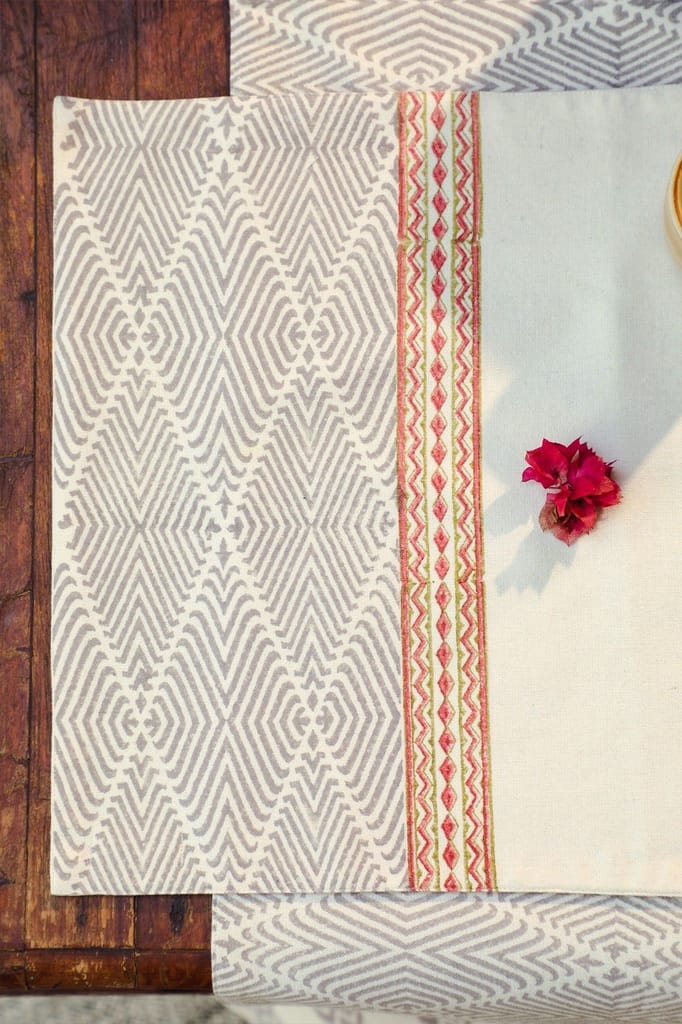 Aaira Grey Table Mat With Geometric Patterns view 2