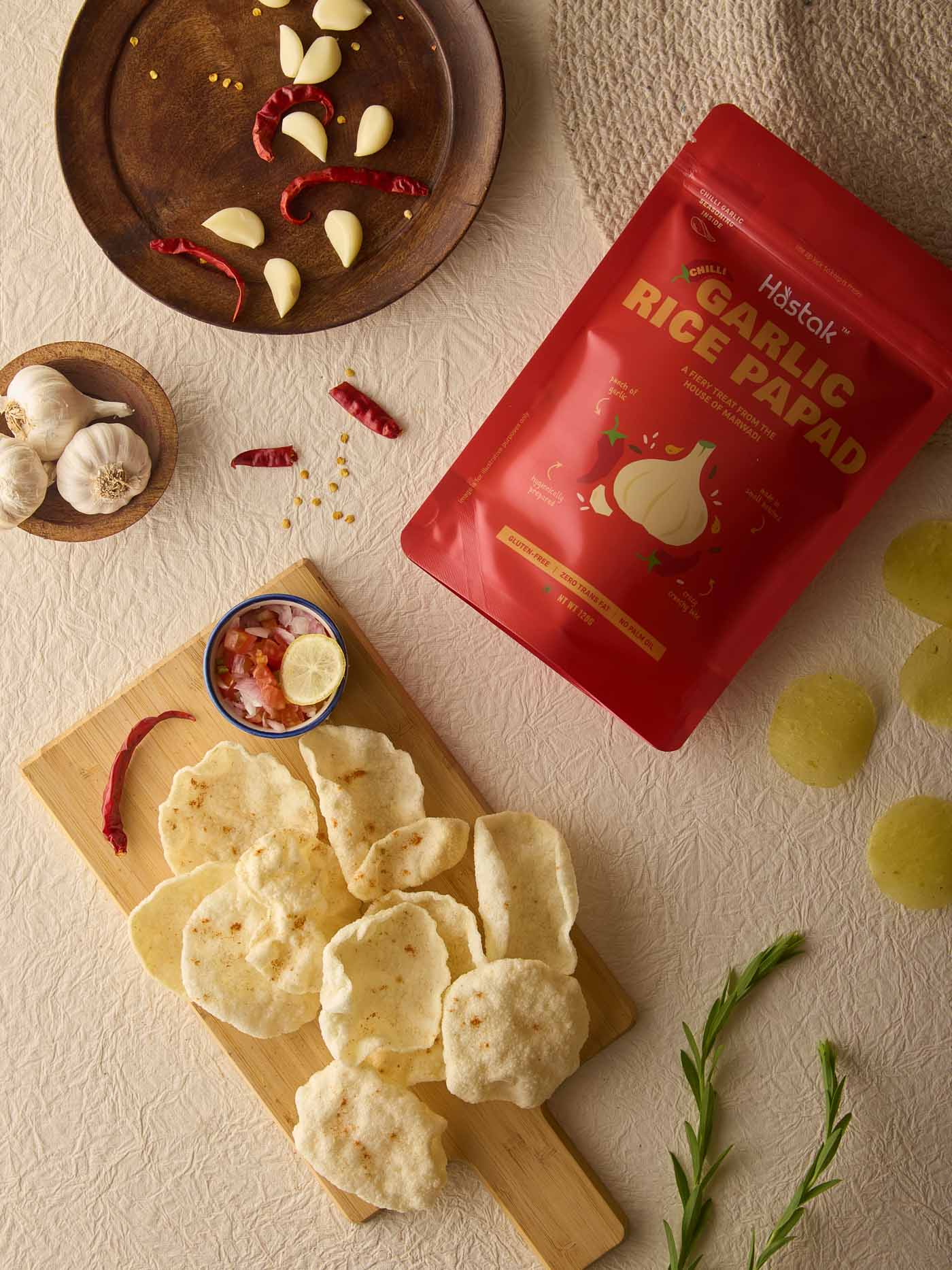 Hastak Chilli Garlic Rice Papad 120 gms view 2
