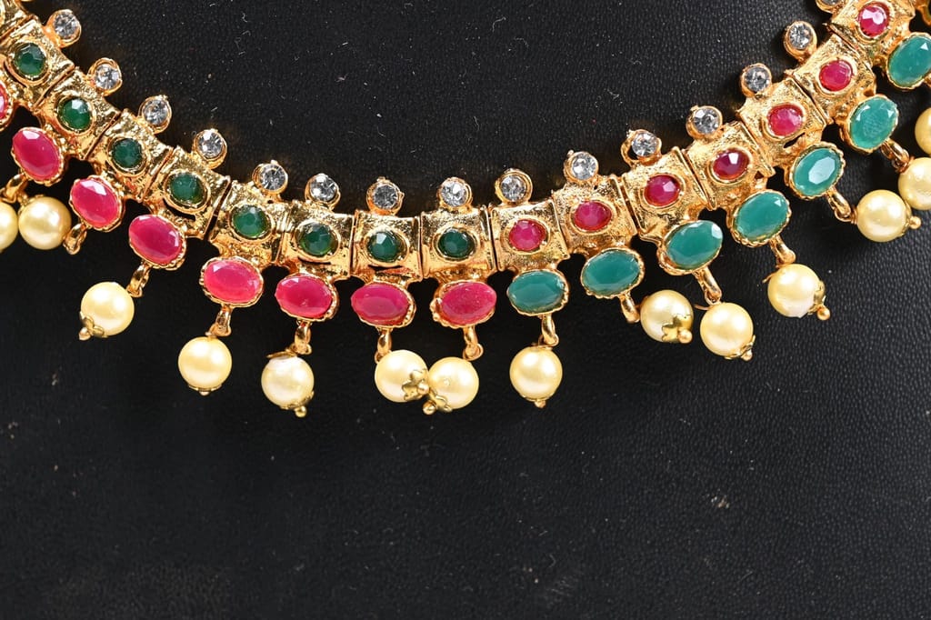 Sonchiraiya Necklace view 2